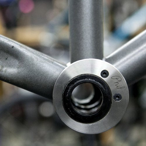 PHIL WOOD Philcentric BB アルミシェル|フィルウッド エキセントリックBB|シングルスピード化対応|HOLLOWTECH2 / BSA 68-73mm ガンメタルグレー