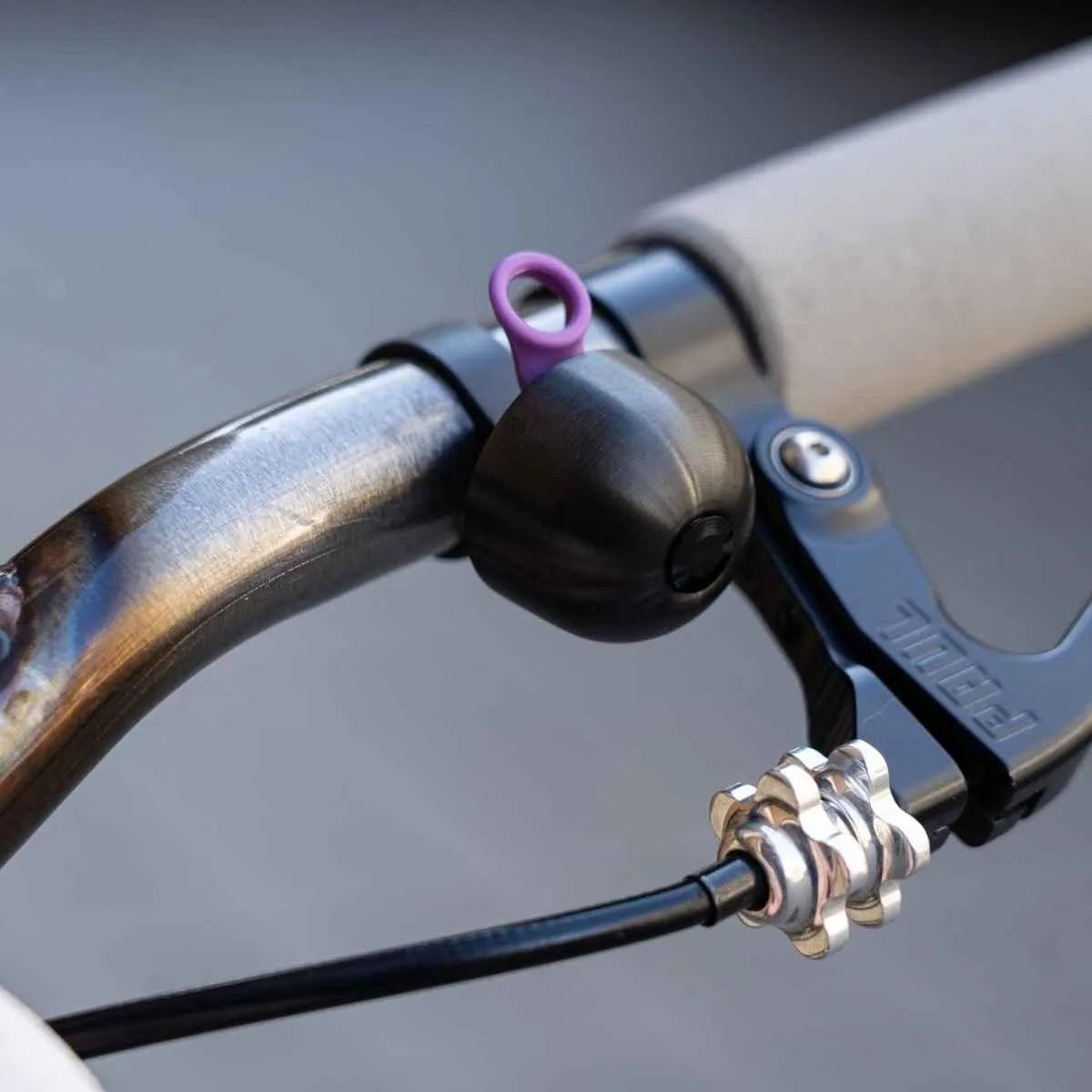 SPURCYCLE Compact Bell Black/Black スパーサイクル コンパクトベル ブラック 自転車ベル 軽量 真鍮 高音質 22.2mm 31.8mm対応