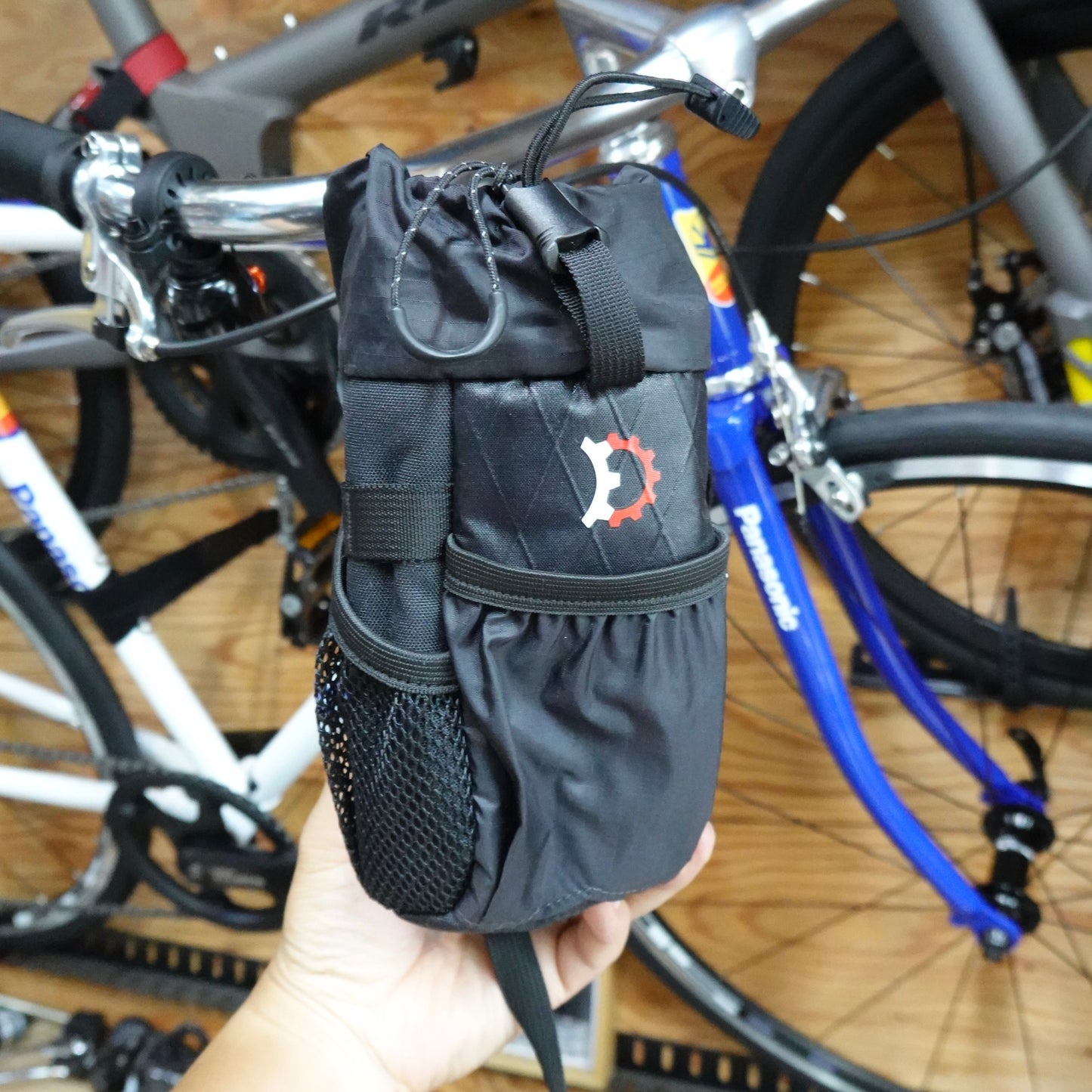 【中古】レベレイトデザイン フィードバッグ 定価13980円