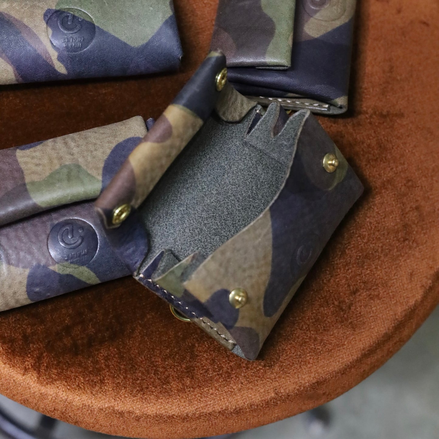 迷彩柄 sempre.leatherdesign コインケース “New Hippo" エレファントサイクル別注モデル