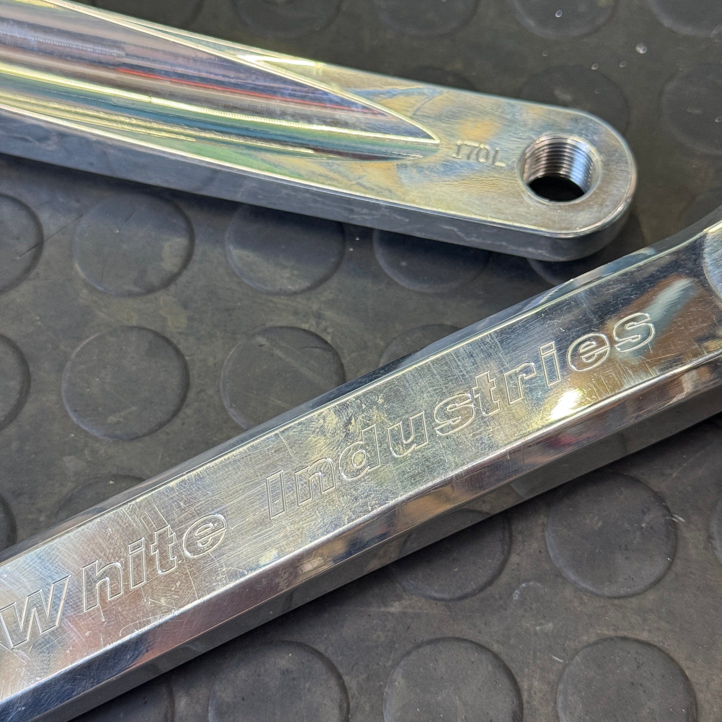 【中古】WHITE INDUSTRIES VBC クランクセット 170mm