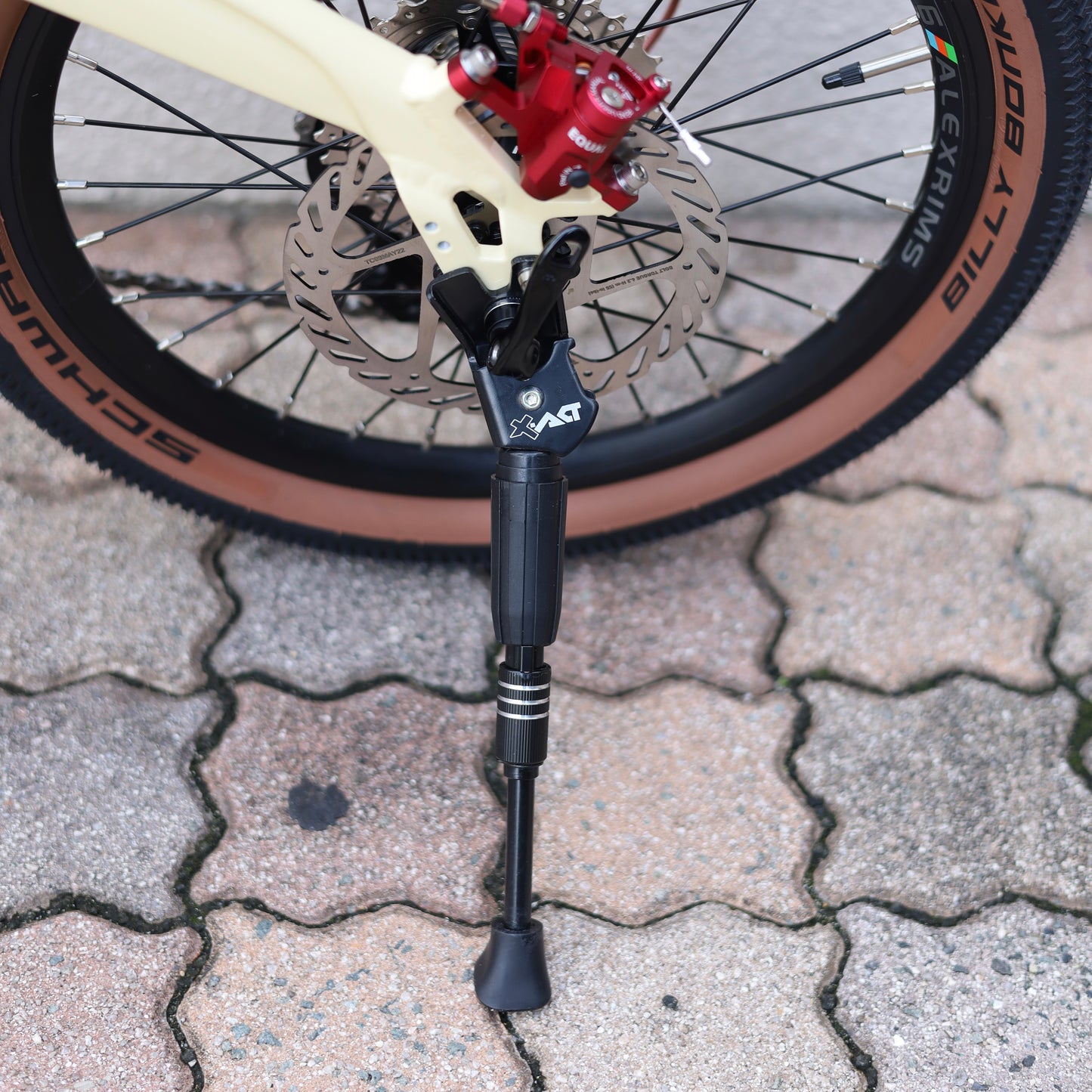 birdy F/アジャスタブルキックスタンド