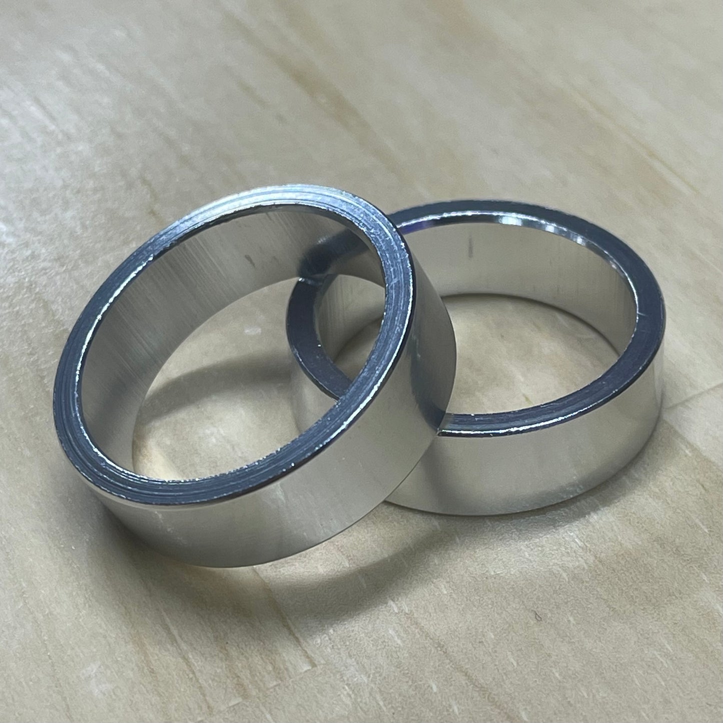 GIZA PRODUCTS HDW03101 GP AR-28.6H アルミ スペーサー 10mm SIL