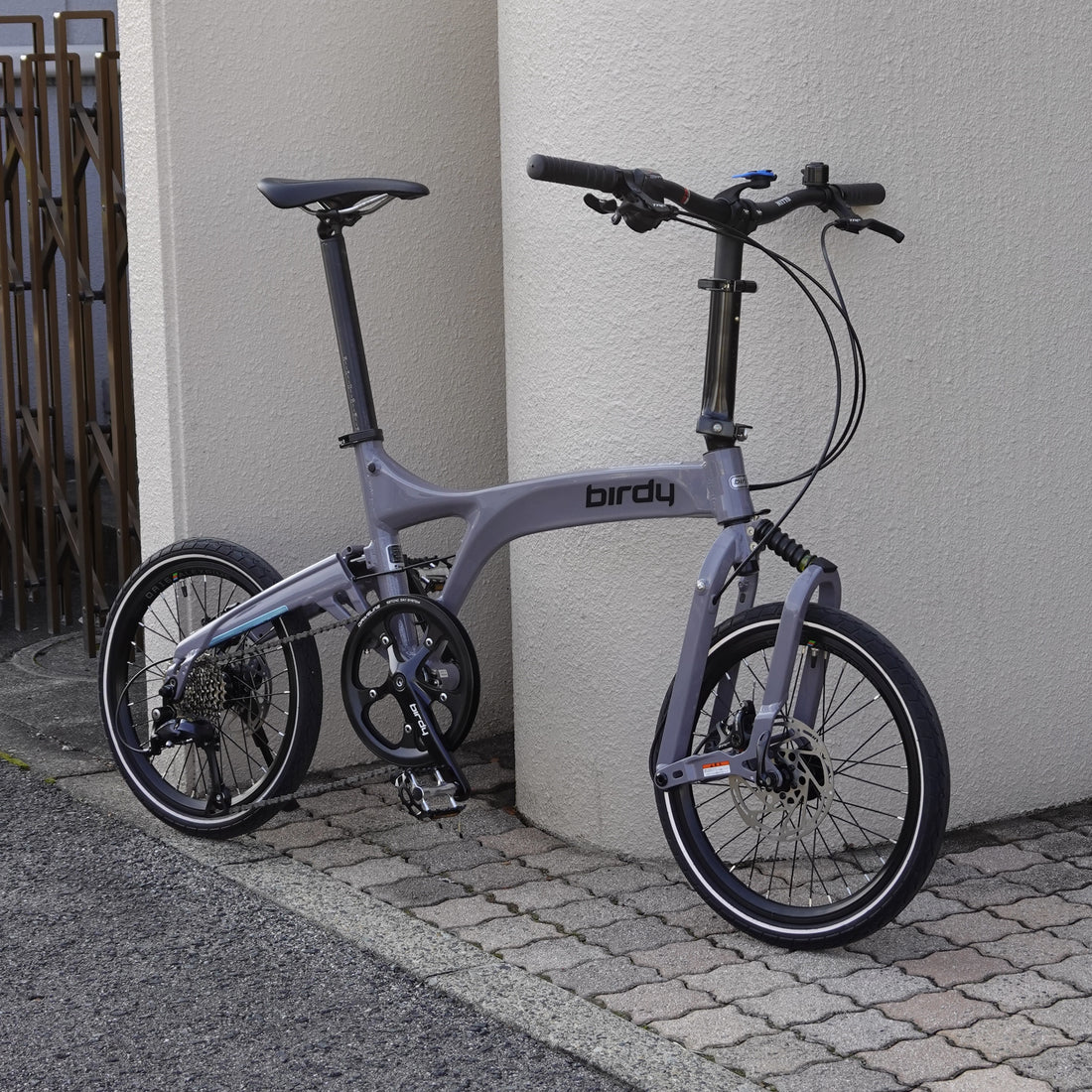 【birdyカスタム事例】スタンダードモデルをステムカット＆ハンドル交換｜遠方対応・エレファントサイクル（広島）