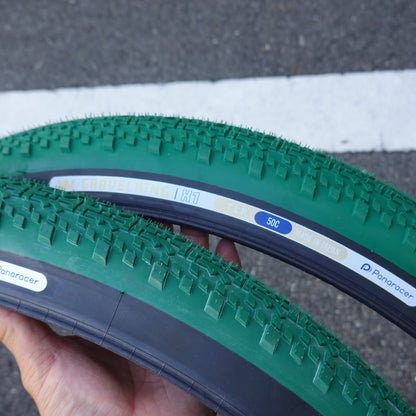新古品 Panaracer GRAVELKING X1 700×50C グリーン/ブラックサイド 限定カラー 2本セット（チューブレスレディ対応）