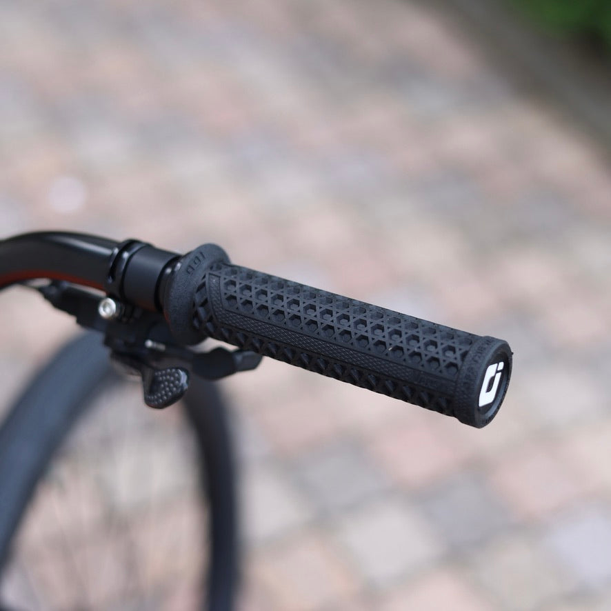 ODI VANS V2.1 LOCK-ON グリップ 135mm ロックオン MTB BMX クロス