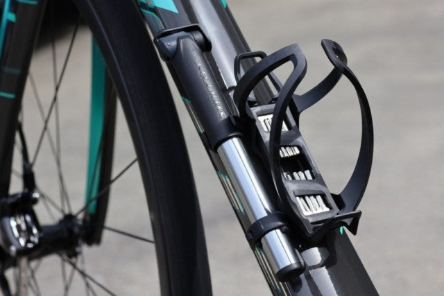 シンクロス IS クーペ 2.0HP ボトルケージ SYNCROS IS Coupe 2.0HP Bottle Cage 自転車用