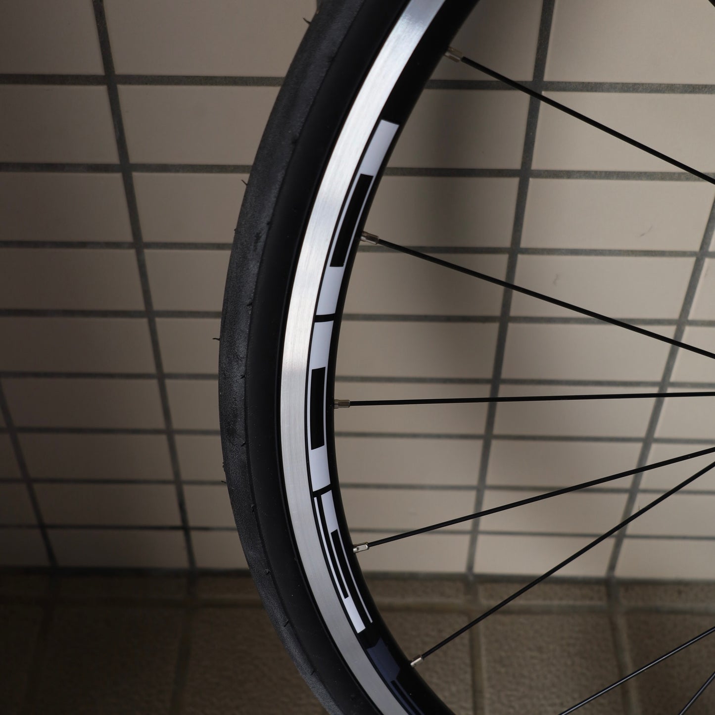 パナソニック完成車外し｜シマノ R501 ホイールセット前後（新品）｜700C リムブレーキ用｜タイヤ・チューブ付き即戦力セット