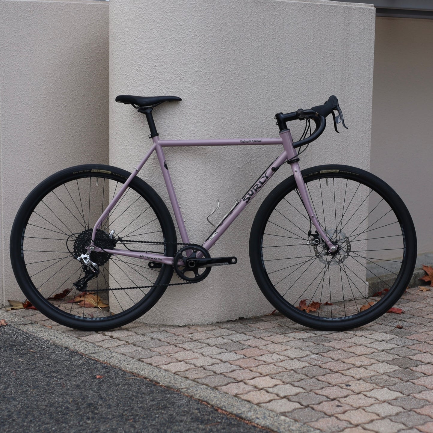中古｜Surly Midnight Special（54サイズ）700C仕様｜2022 Pink｜エレファントサイクル整備済み