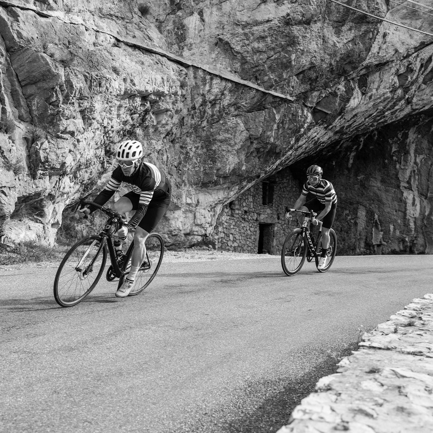 SCHWALBE ワン TUBEタイプ 700x30C