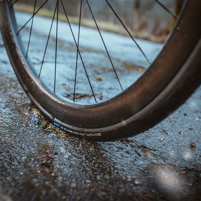 SCHWALBE ワン 365 700 x 28C