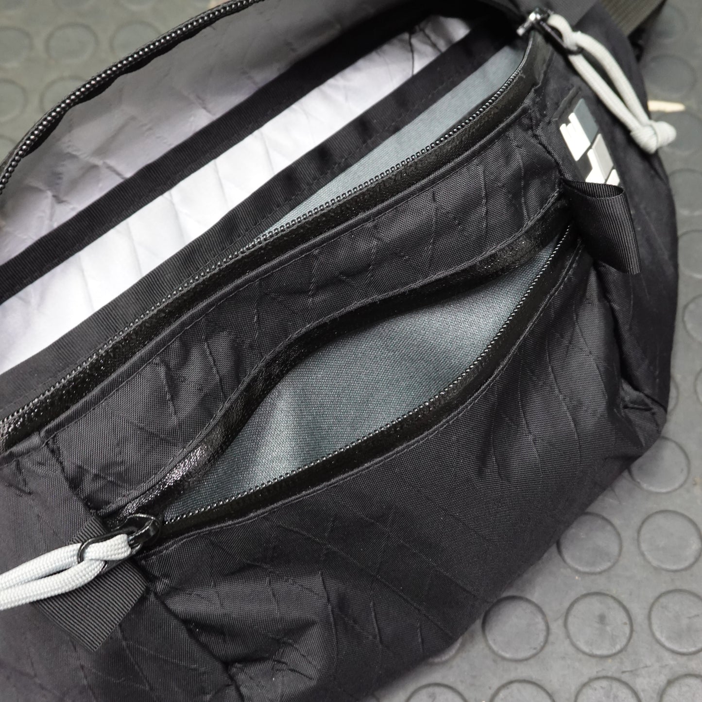 【中古】ILE Mini Messenger（X-PAC / Black）