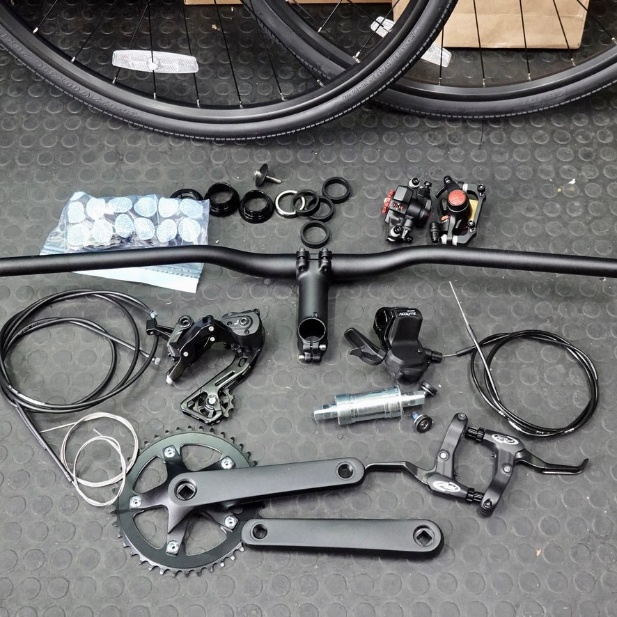 【サーリープリアンブル純正パーツ一式】完成車から取り外したお得なパーツセット販売｜Surly Preamble Flat Bar - Skyrim Blue