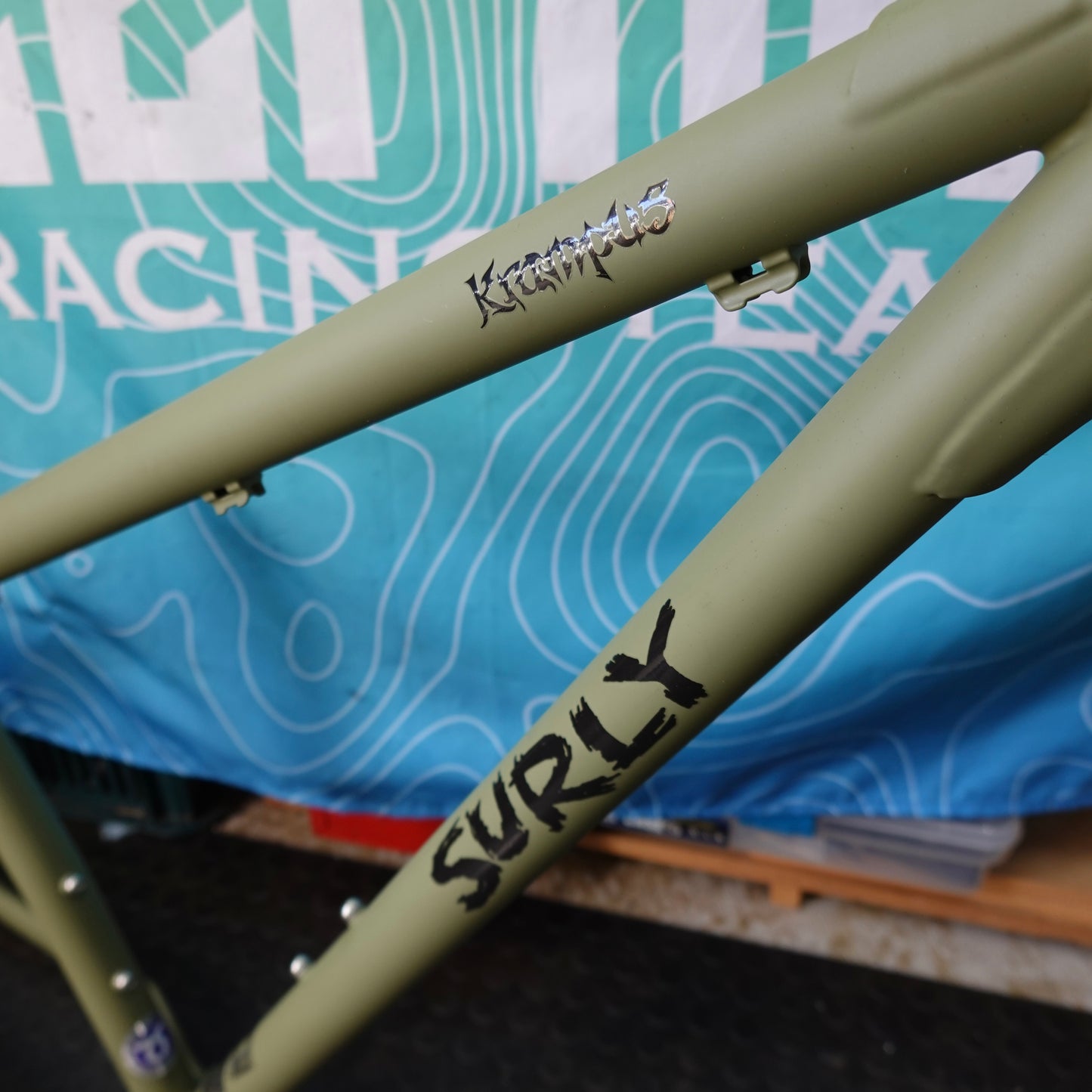 SURLY クランパス フレーム＆フォークセット 中古｜初代モデル｜再塗装済み MTB フレーム Mサイズ（適応身長170cm前後）