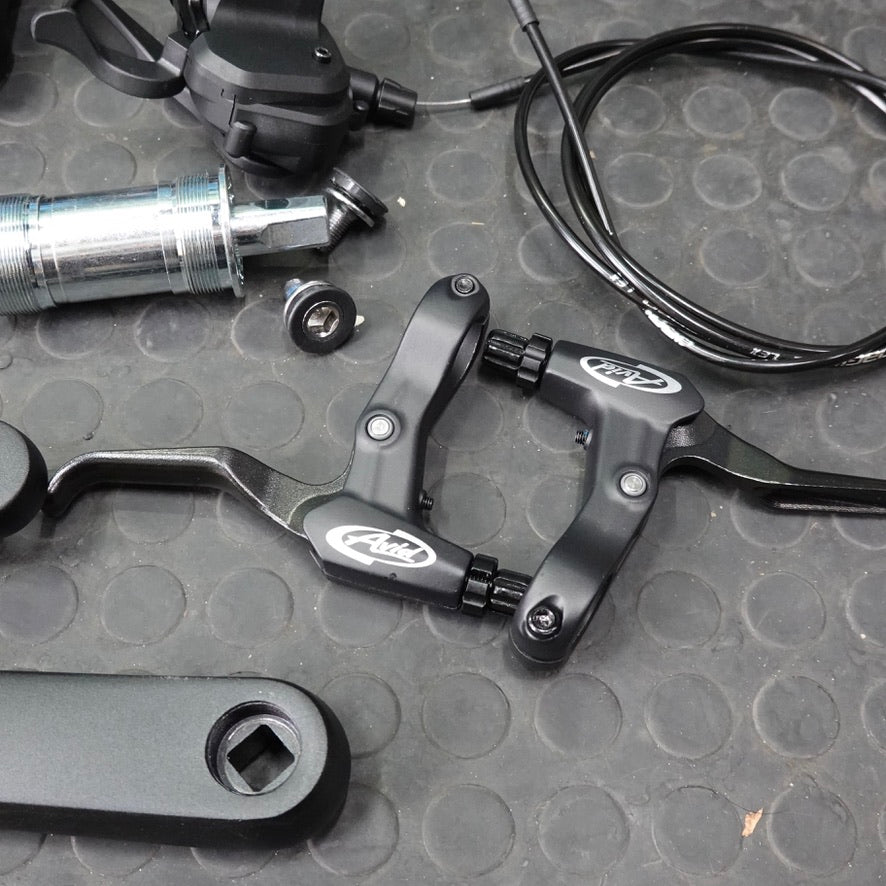 【サーリープリアンブル純正パーツ一式】完成車から取り外したお得なパーツセット販売｜Surly Preamble Flat Bar - Skyrim Blue