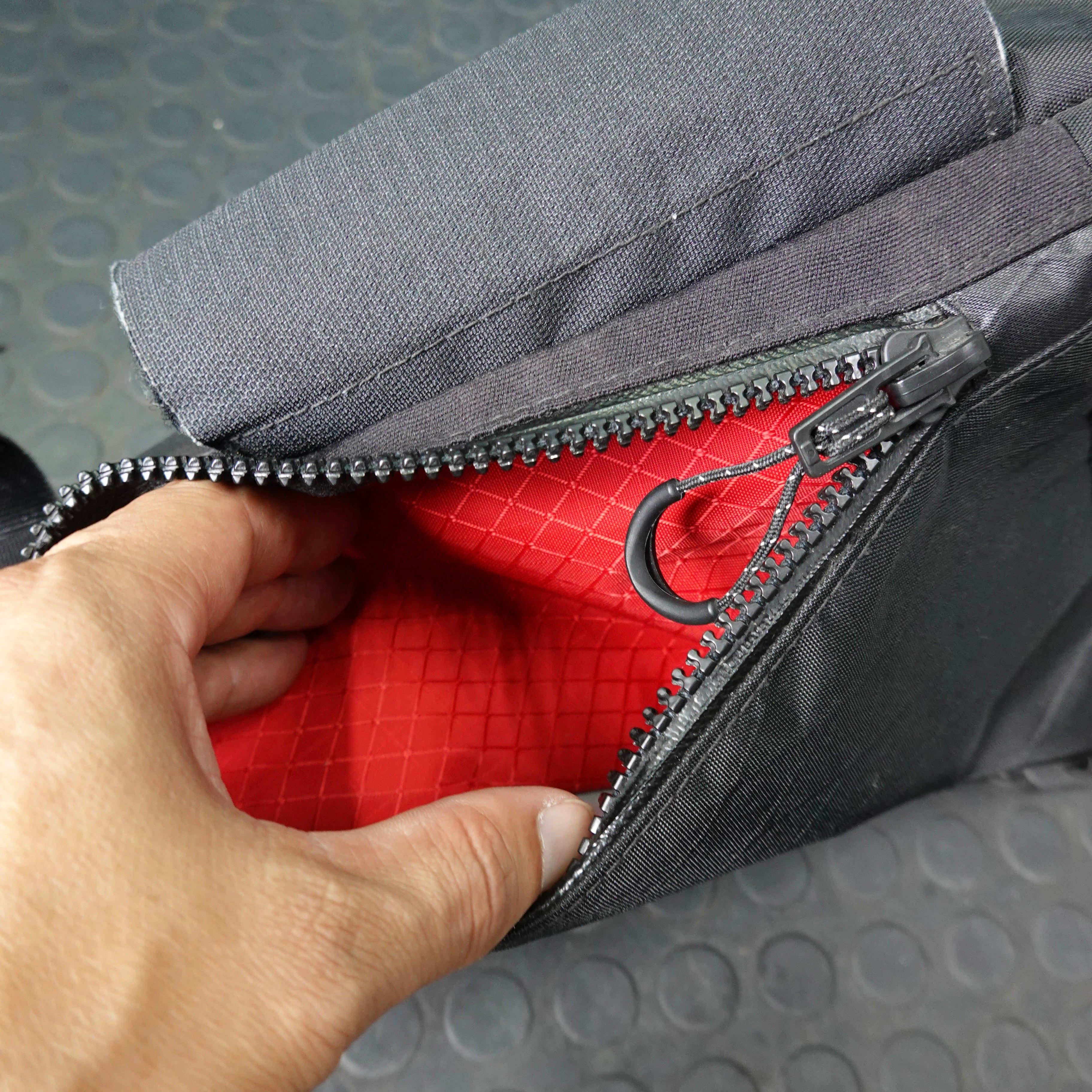 中古】サーリー フレームバッグ 定価23650円 – エレファントサイクル