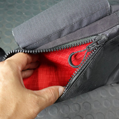 【中古】サーリー フレームバッグ　定価23650円