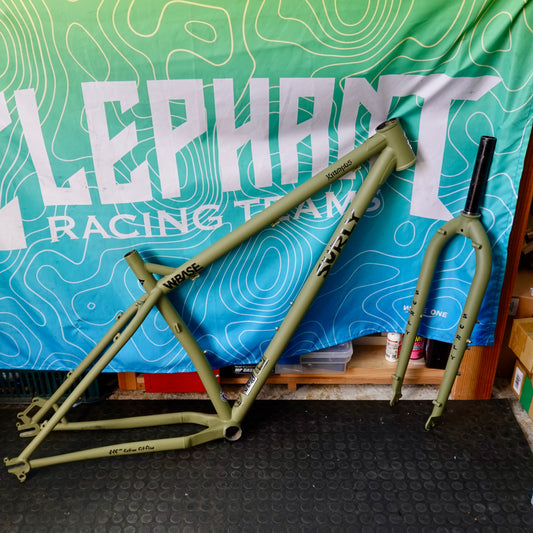 SURLY クランパス フレーム＆フォークセット 中古｜初代モデル｜再塗装済み MTB フレーム Mサイズ（適応身長170cm前後）