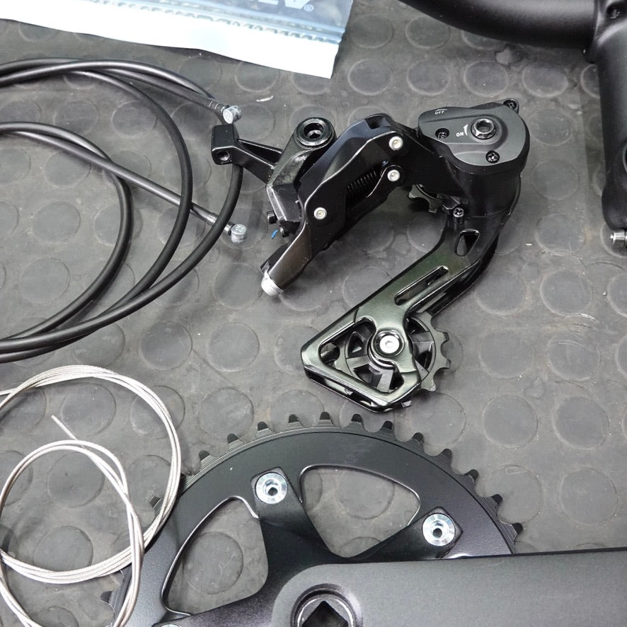 【サーリープリアンブル純正パーツ一式】完成車から取り外したお得なパーツセット販売｜Surly Preamble Flat Bar - Skyrim Blue