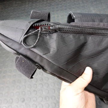 【中古】サーリー フレームバッグ　定価23650円