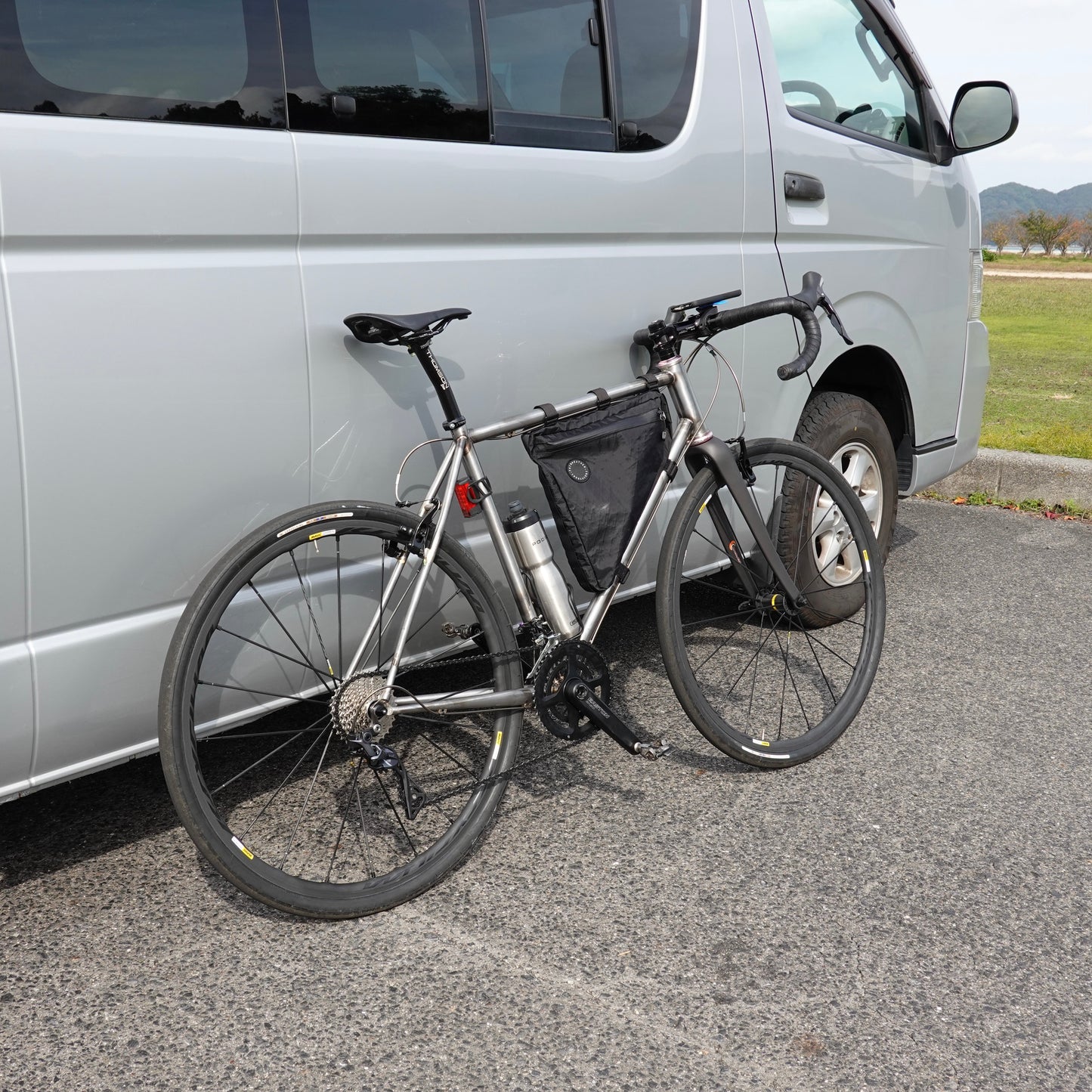 SUNROAD FRAMEWORKS FULLSHOT（フルショット）