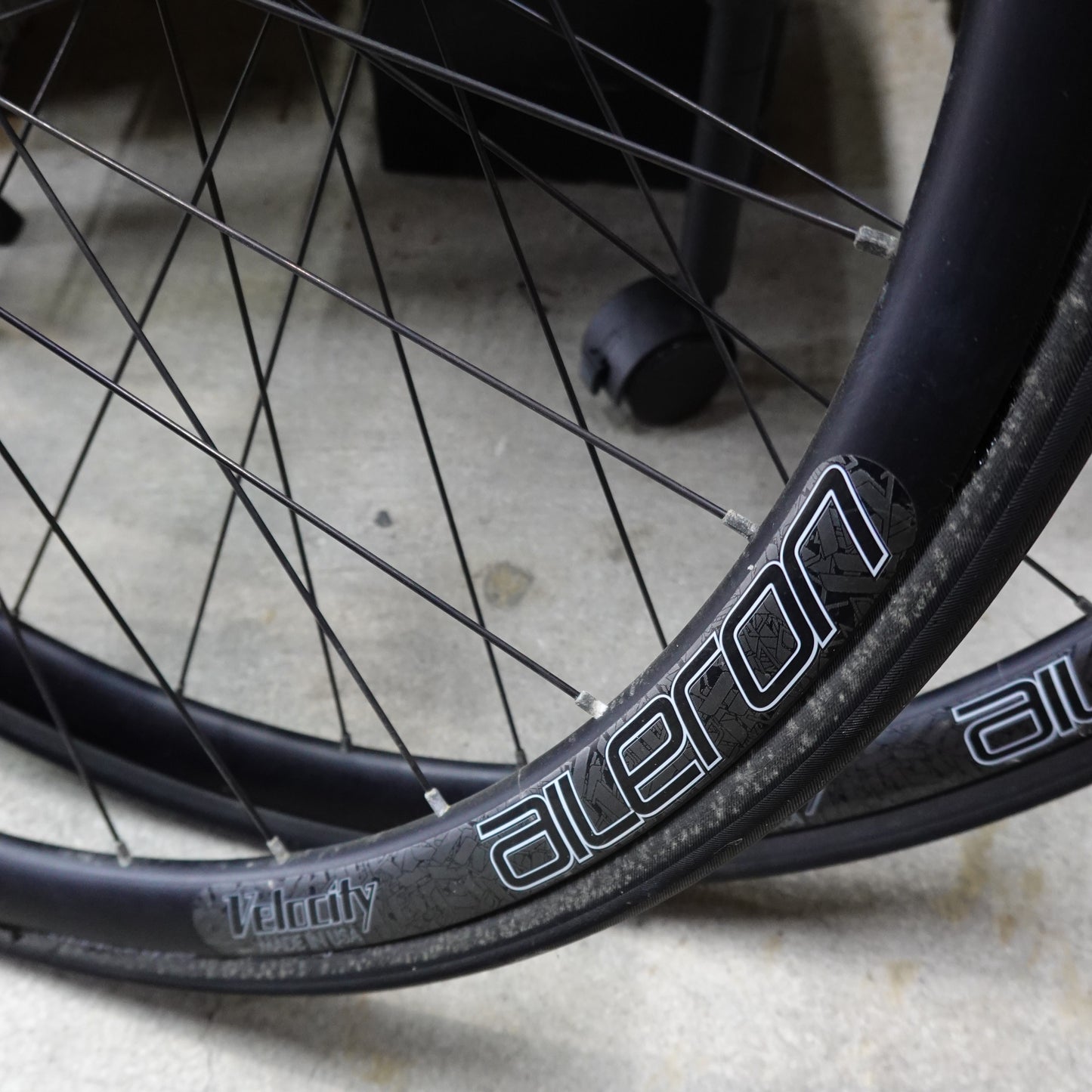 【クリスキング R45 × ベロシティ イルロン 700C ホイールセット 前後】