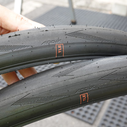 中古 SCHWALBE PRO ONE 700×32C 2本セット チューブ付
