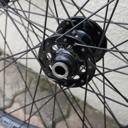 中古　クリスキング R45 DISC × ベロシティ Aileron（イルロン）700C 前後セット