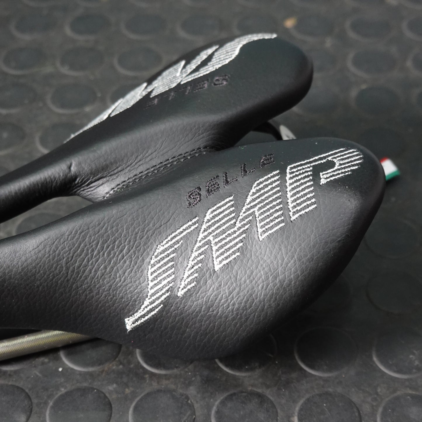 中古 SELLE SMP F20 サドル