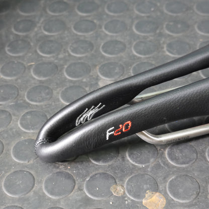 中古 SELLE SMP F20 サドル