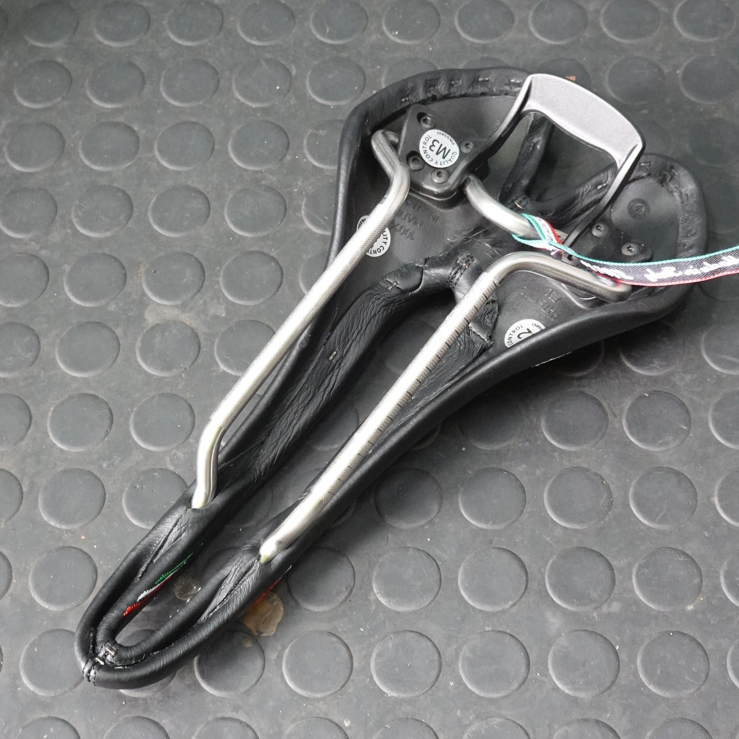 中古 SELLE SMP F20 サドル