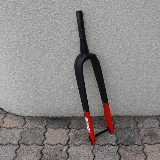 中古 ENVE ADVENTURE FORK 1.5 TAPER