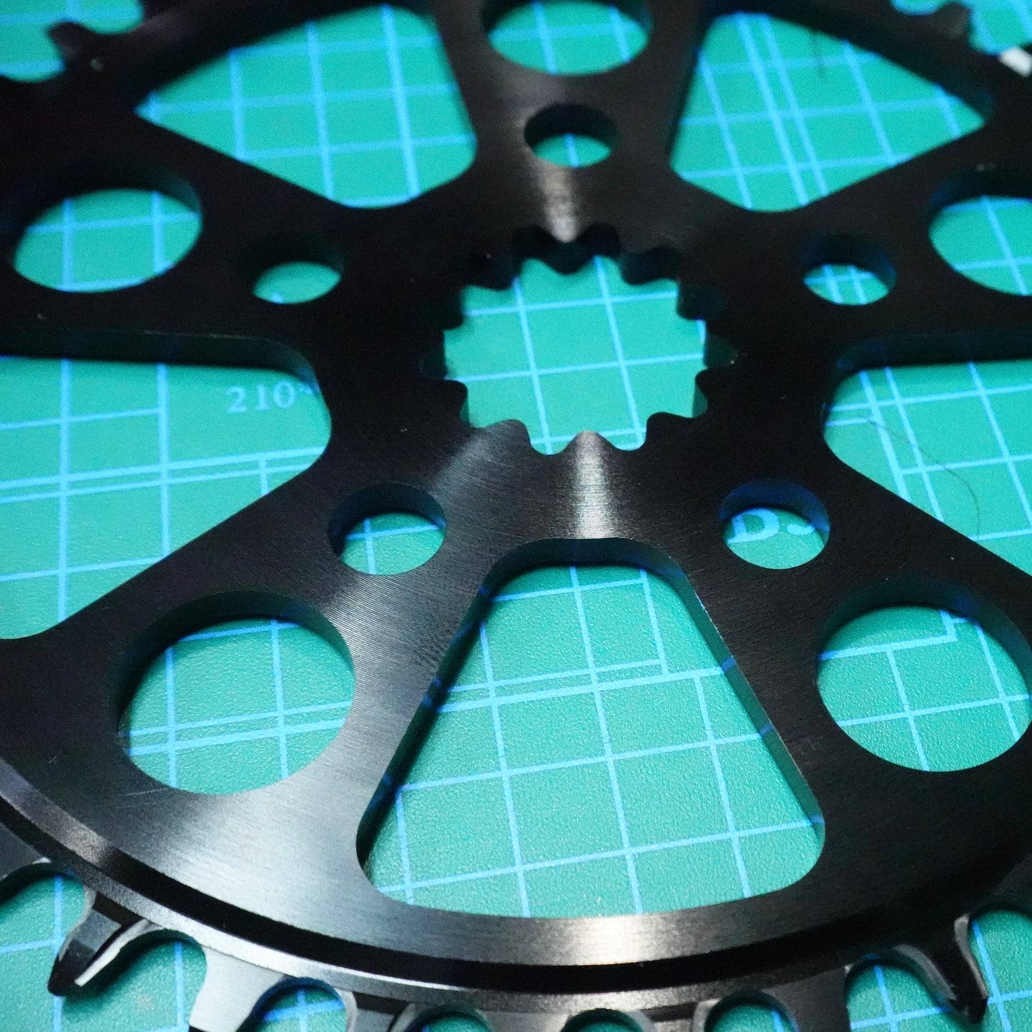 WHITE INDUSTRIES Single Ring (17)for VBC TSR ENO Chain ring