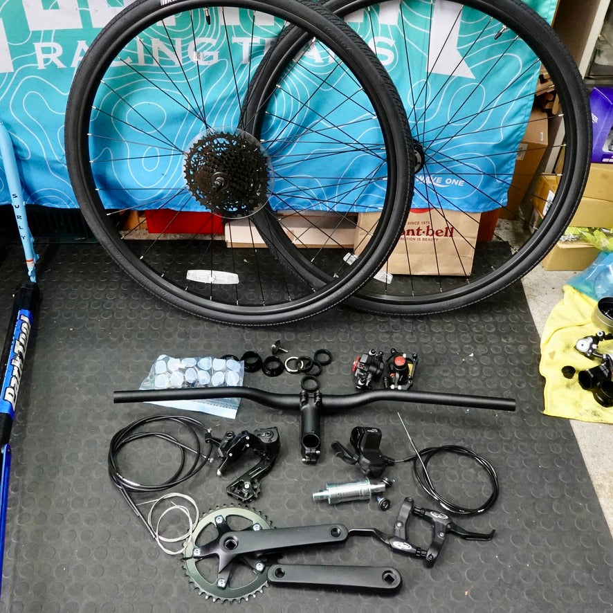 【サーリープリアンブル純正パーツ一式】完成車から取り外したお得なパーツセット販売｜Surly Preamble Flat Bar - Skyrim Blue