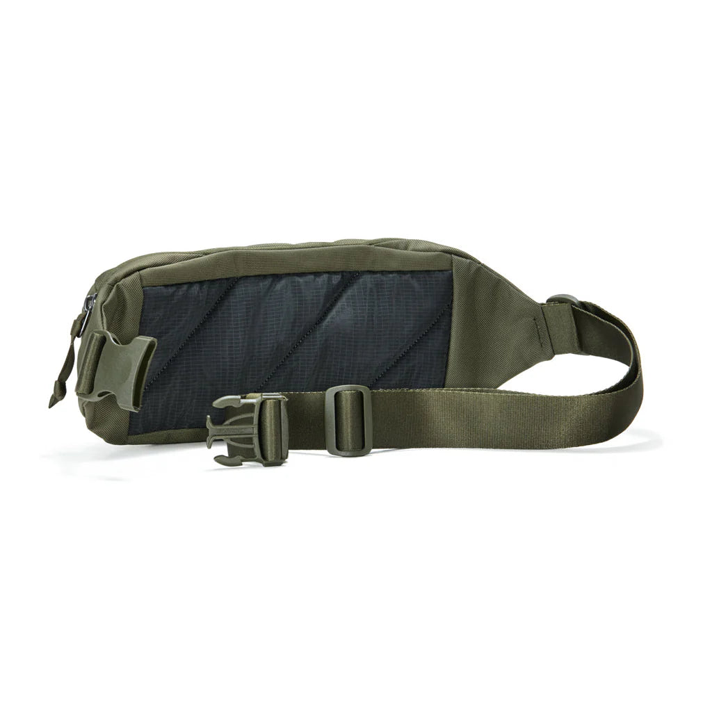 EVERGOODS CIVIC ACCESS SLING 2L Revised CAS2 スリングバッグ ボディバッグ ショルダーバッグ 2L 防水 撥水 通勤 旅行 メンズ レディース