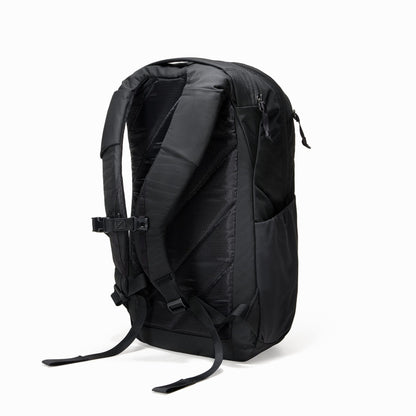 EVERGOODS CIVIC HALF ZIP 22L 26L CHZ22 デイパック バックパック ノートPC収納 通勤・通学・旅行