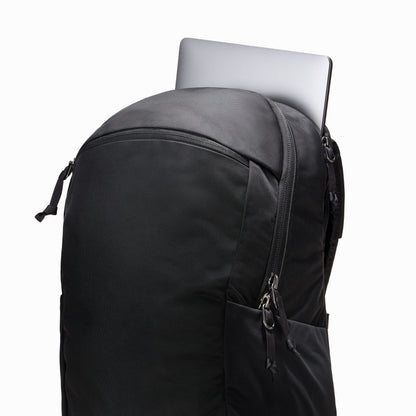 EVERGOODS CIVIC HALF ZIP 22L 26L CHZ22 デイパック バックパック ノートPC収納 通勤・通学・旅行