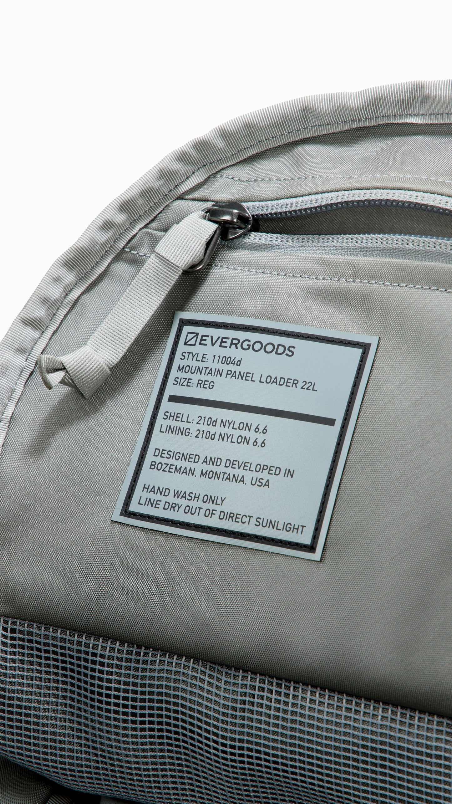 EVERGOODS MPL22 V2 MOUNTAIN PANEL LOADER 22L バックパック リュック 22L 軽量 撥水 登山 ハイキング 通勤 通学 PC収納