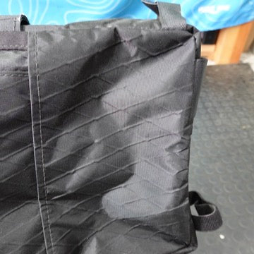 【中古】サーリー フレームバッグ　定価23650円