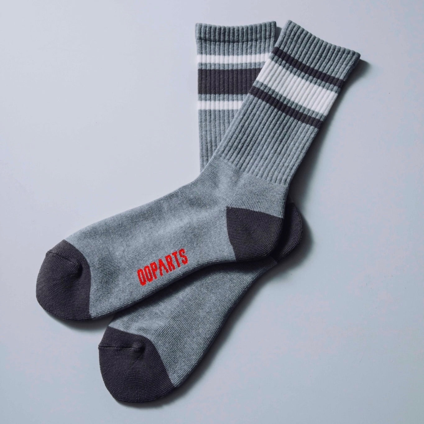 OOPARTS Asymmetric Line Sox "0010"｜日本製アシンメトリーラインソックス｜White / Grey｜奈良生産・高品質・アメカジ・自転車にも最適（24–28cm）