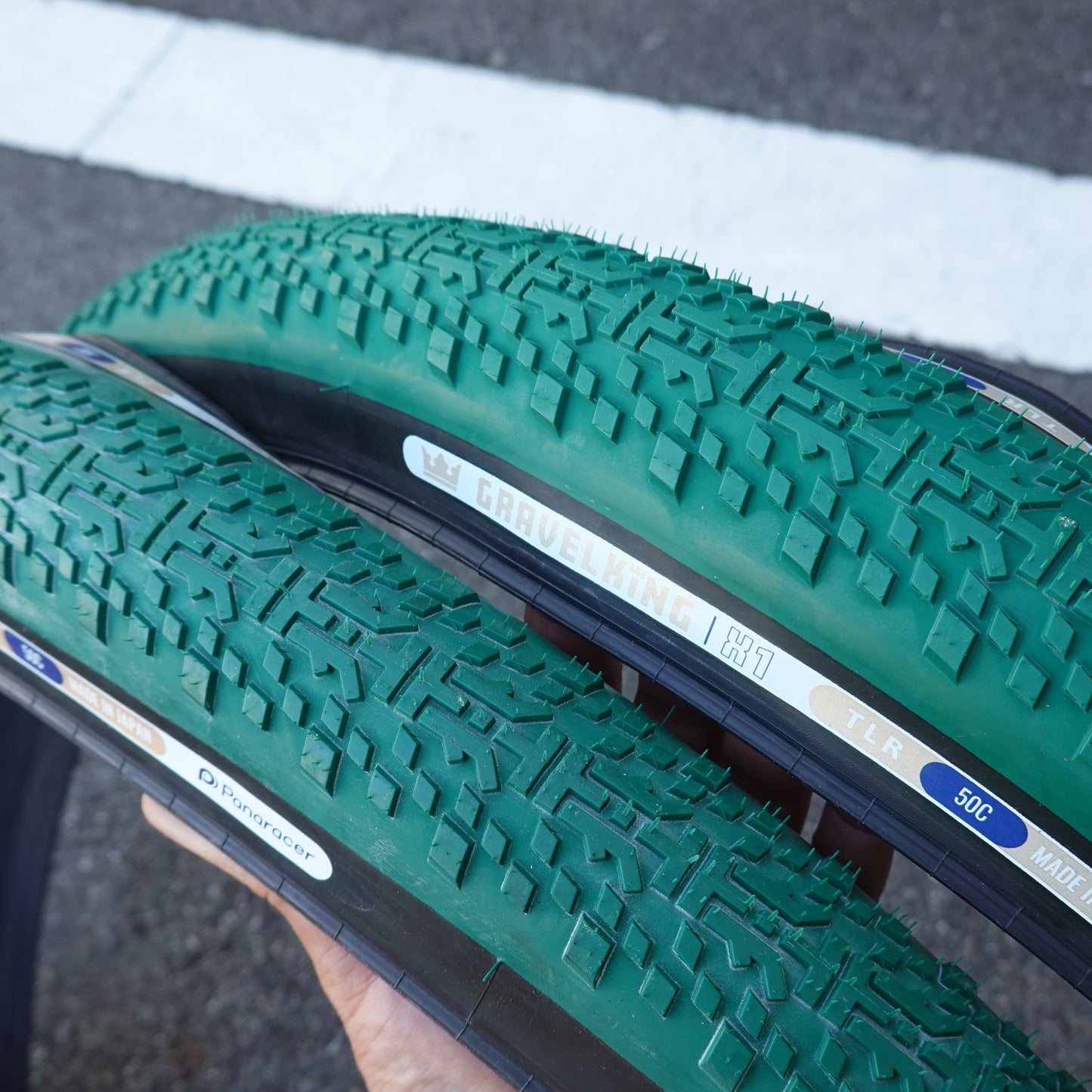 新古品 Panaracer GRAVELKING X1 700×50C グリーン/ブラックサイド 限定カラー 2本セット（チューブレスレディ対応）