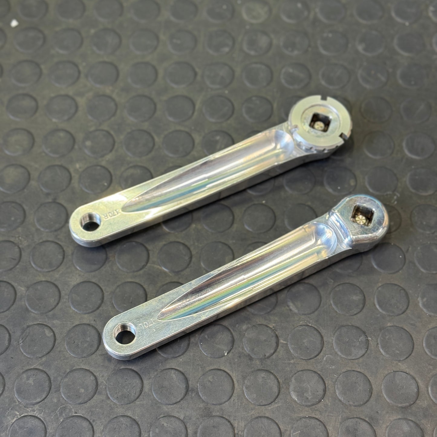 【中古】WHITE INDUSTRIES VBC クランクセット 170mm