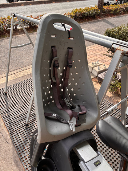 私物中古品　スーリー イエップ マキシ チャイルドシート シルバー Thule Yepp Maxi 自転車用