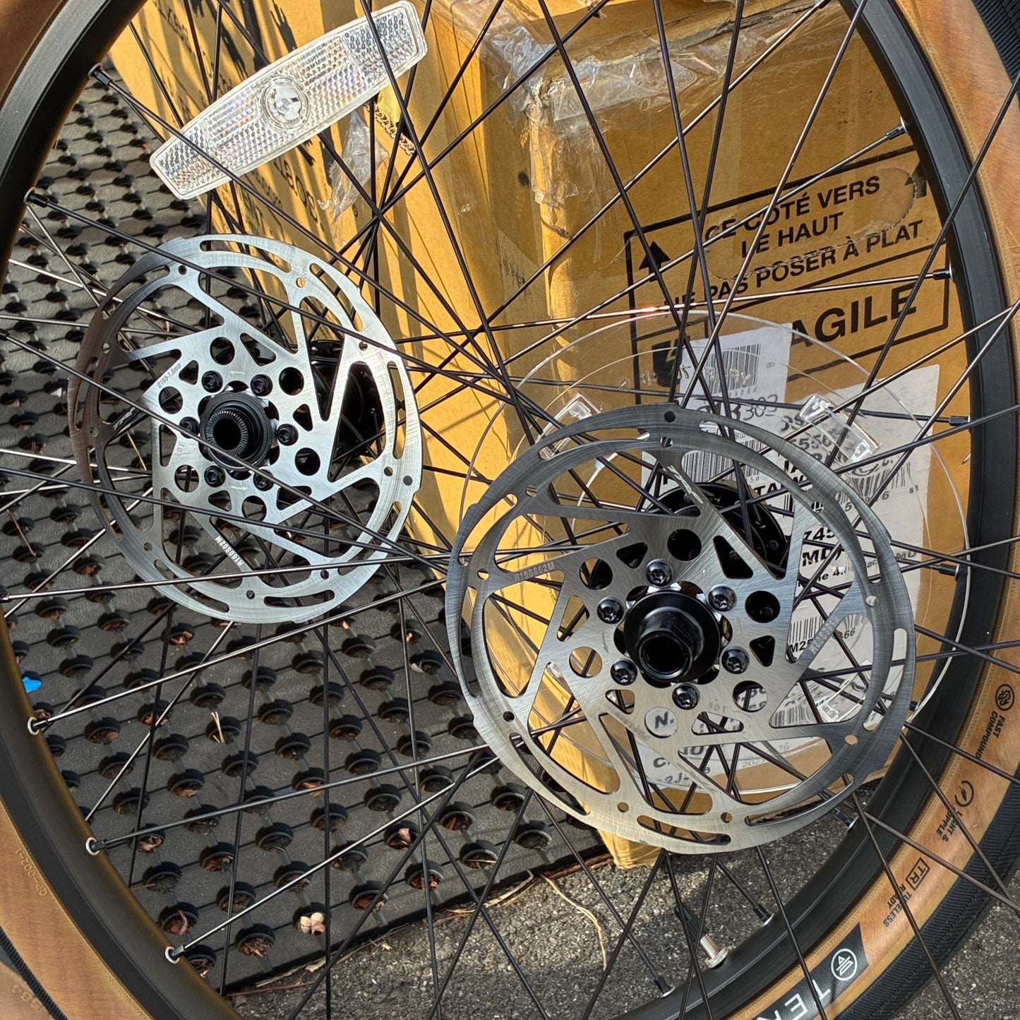 【中古美品】Surly Midnight Special 650B ホイールセット（前後）｜完成車外し