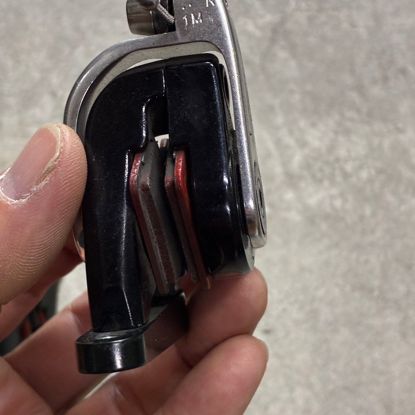 中古　TRP SPYRE FLAT MOUNT ディスクブレーキキャリパー 前後セット