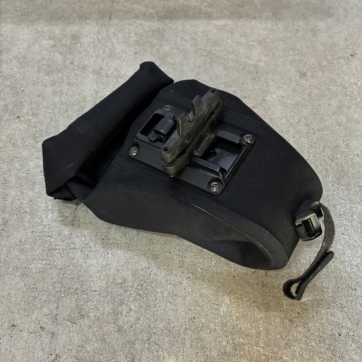 中古　並品　ORTLIEB（オルトリーブ）サドルバッグ