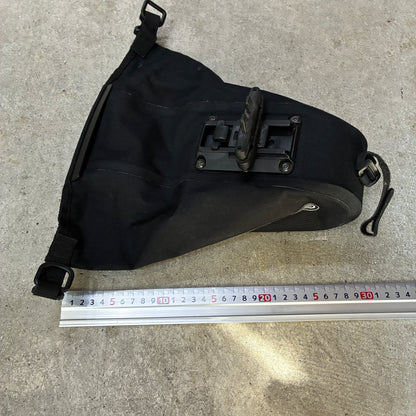 中古　並品　ORTLIEB（オルトリーブ）サドルバッグ