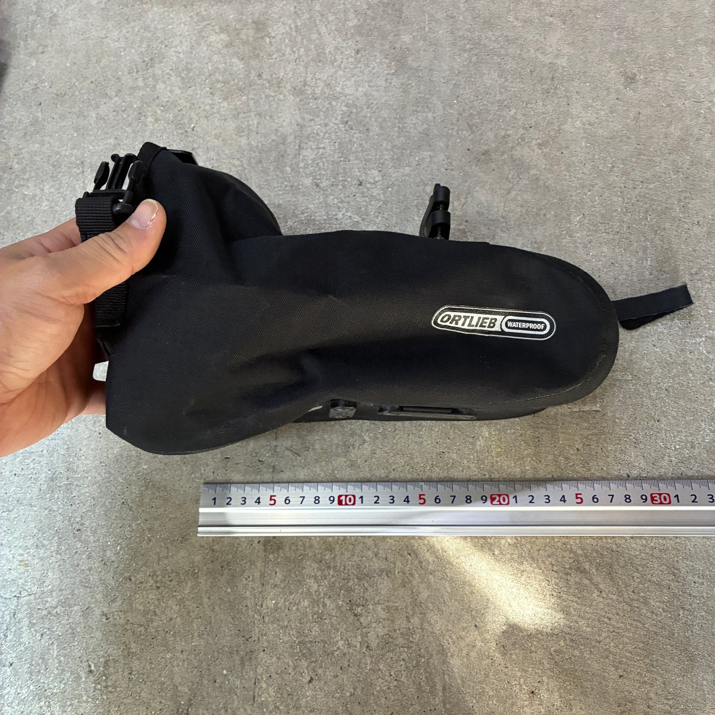中古　並品　ORTLIEB（オルトリーブ）サドルバッグ