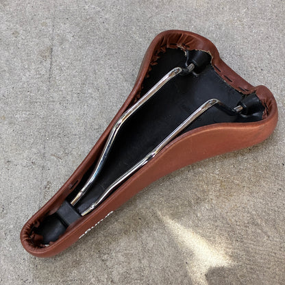 中古　並品　グランジ サドル