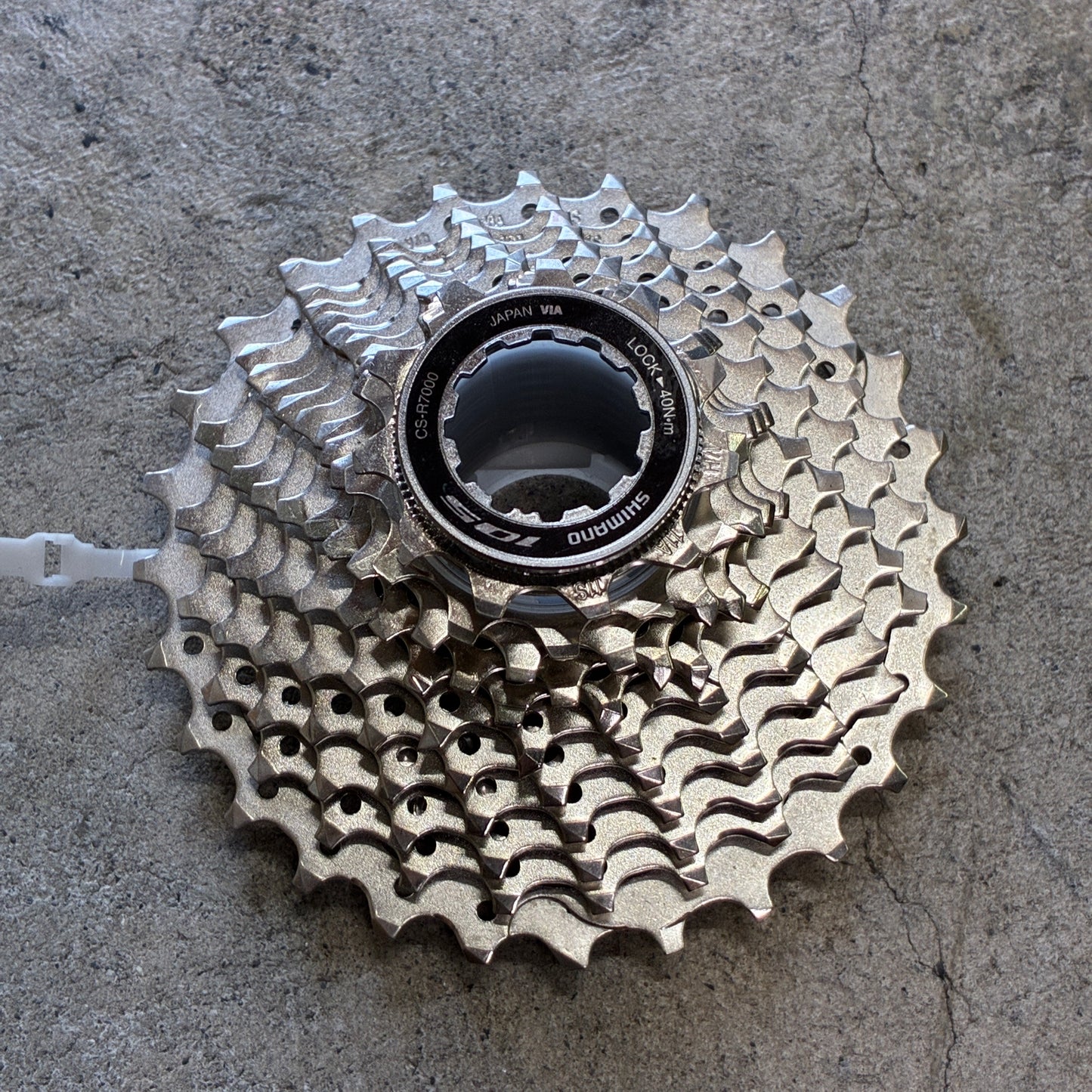 新品・未使用品 SHIMANO 105 CS-R7000  11速カセットスプロケット 11-28T